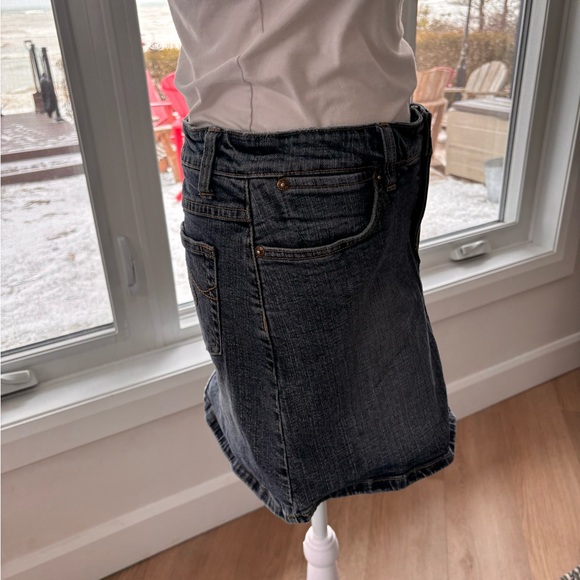 S.B. Jeans Denim Mini Skirt 💙 - Picture 3 of 5
